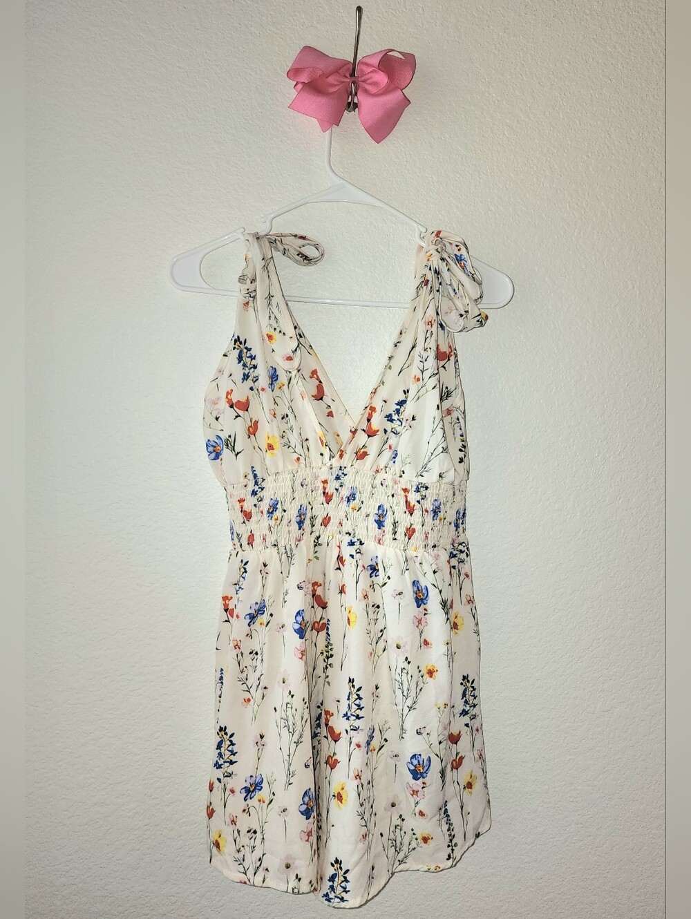 Cream Floral Tie-Shoulder Mini Romper with Blue & Red Blooms